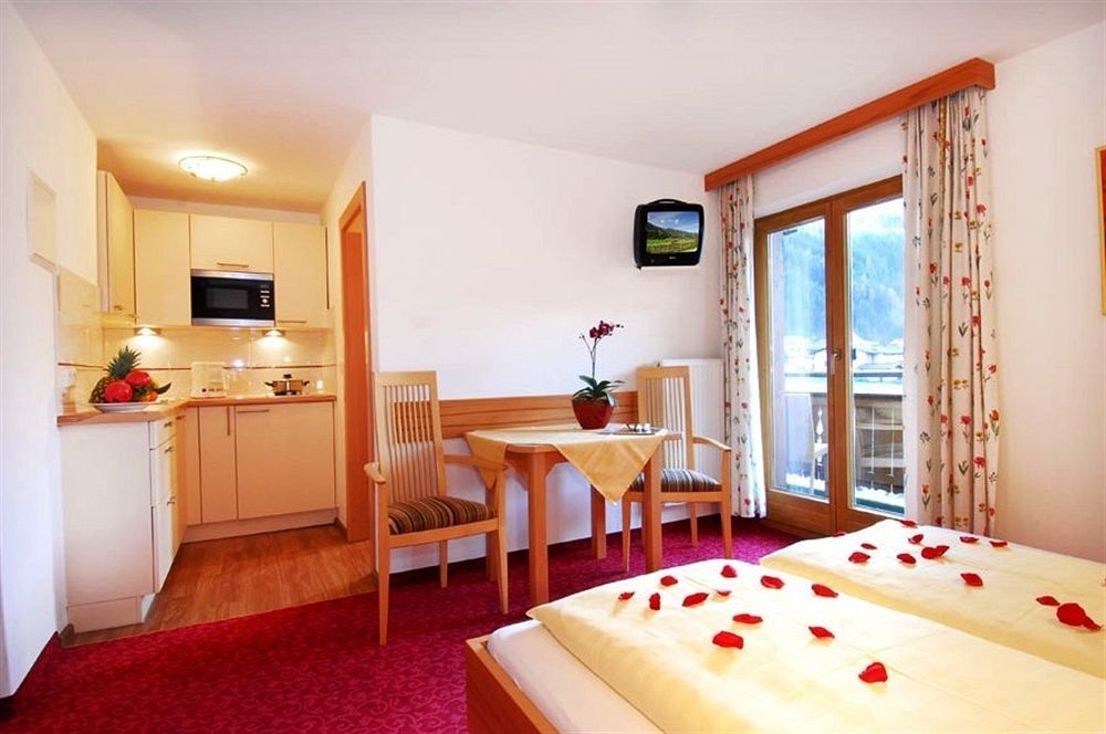 Apart Austria Майрхофен Экстерьер фото